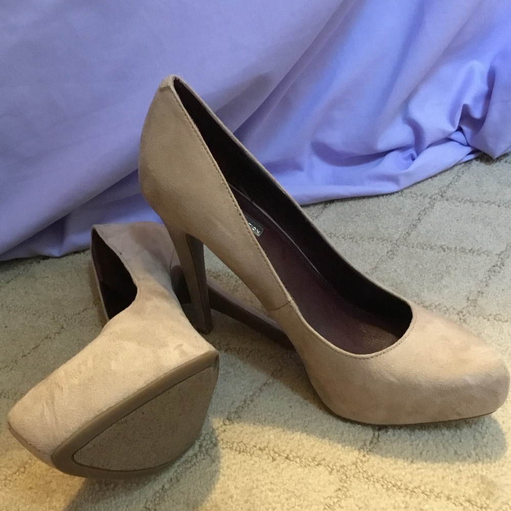 Bcbg Generation Platform High Heels - image 2